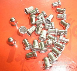 精密制造與商貿共贏 探索東莞市橋頭迪賀五金制品廠的LED車燈銅頭與化妝品批發業務